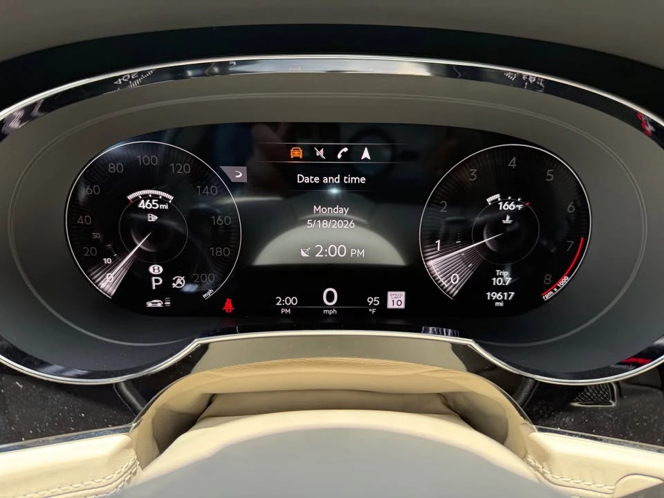 2022 Bentley Bentayga Mulliner - Image 10 of 20