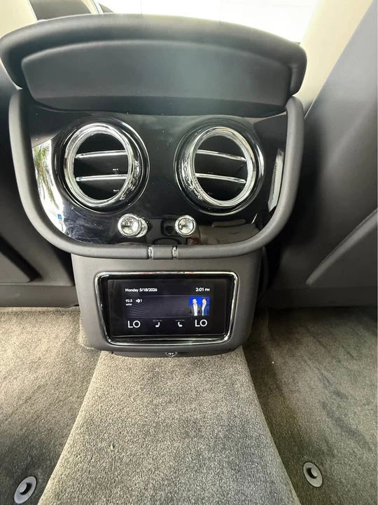 2022 Bentley Bentayga Mulliner - Image 17 of 20