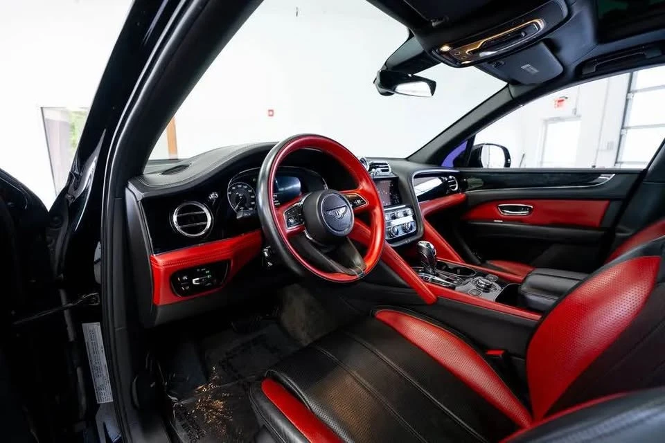 2022 Bentley Bentayga - Image 6 of 16