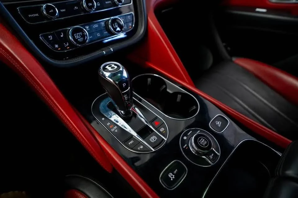 2022 Bentley Bentayga - Image 12 of 16