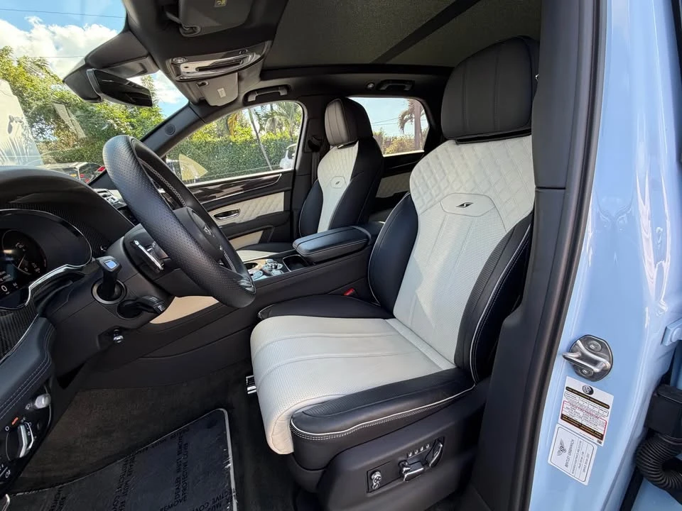 2022 Bentley Bentayga - Image 7 of 14