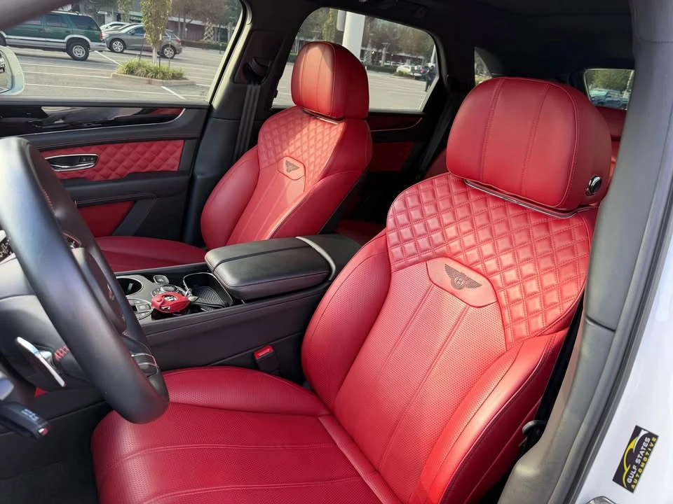 2022 Bentley Bentayga - Image 6 of 11