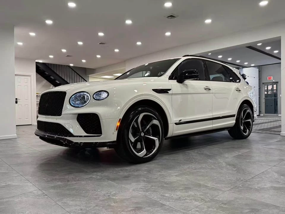 2022 Bentley Bentayga - Image 3 of 18