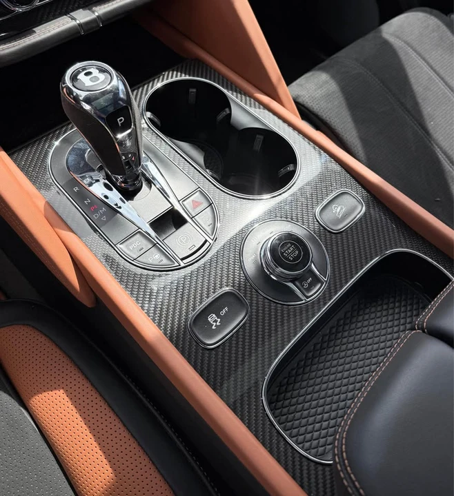 2022 Bentley Bentayga - Image 15 of 20
