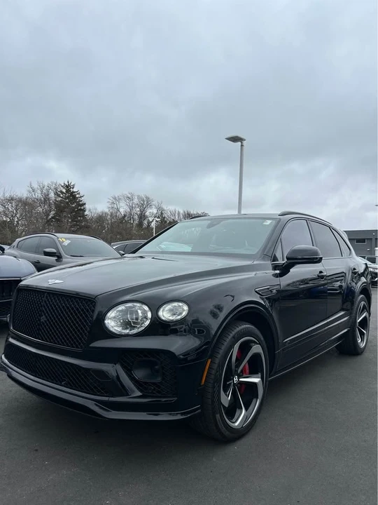 2022 Bentley Bentayga - Image 2 of 19