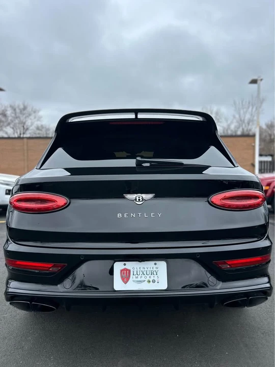 2022 Bentley Bentayga - Image 7 of 19