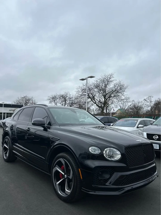 2022 Bentley Bentayga - Image 3 of 19