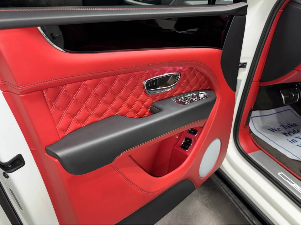 2022 Bentley Bentayga Speed - Image 7 of 10