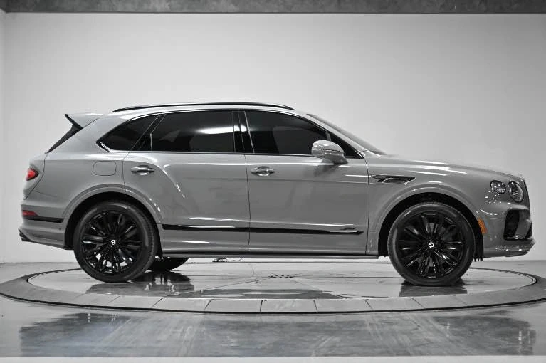 2022 Bentley Bentayga Speed - Image 8 of 19