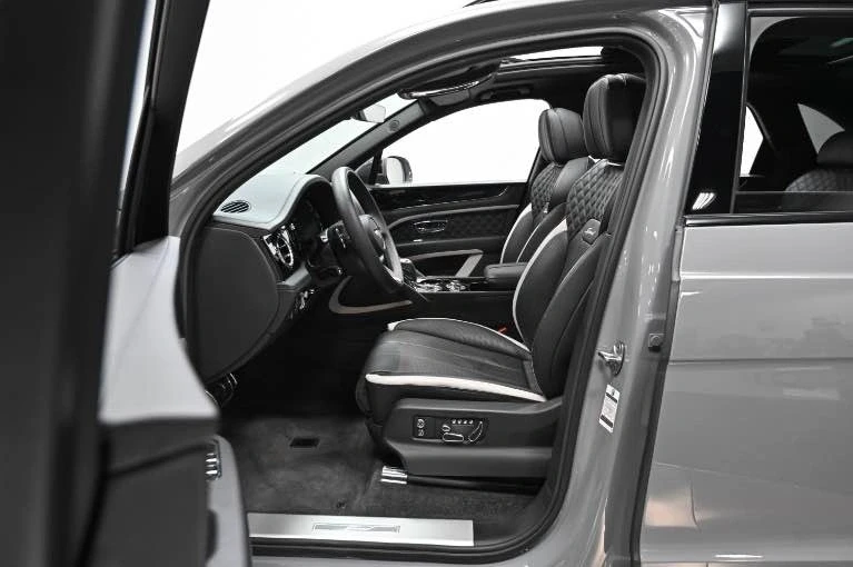 2022 Bentley Bentayga Speed - Image 12 of 19