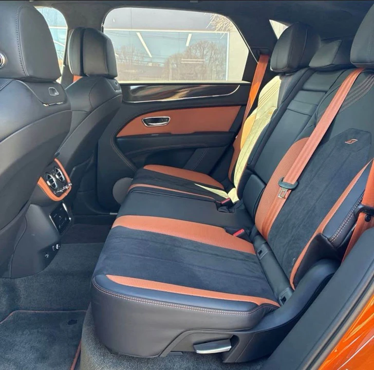 2022 Bentley Bentayga - Image 7 of 9