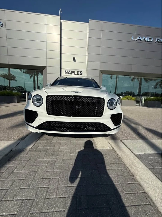 2022 Bentley Bentayga - Image 3 of 20