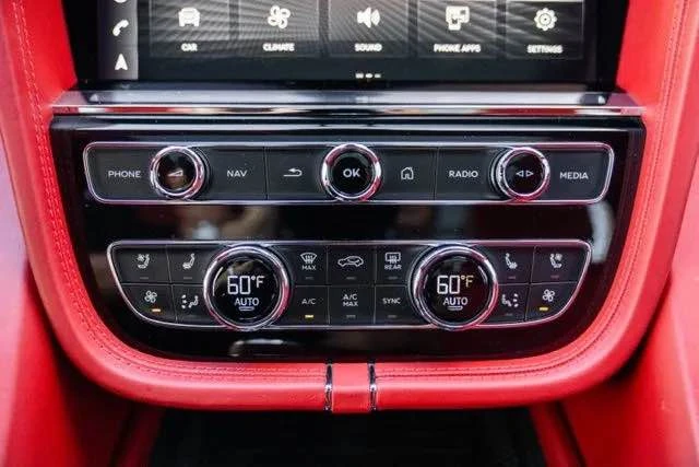 2022 Bentley Bentayga - Image 13 of 20