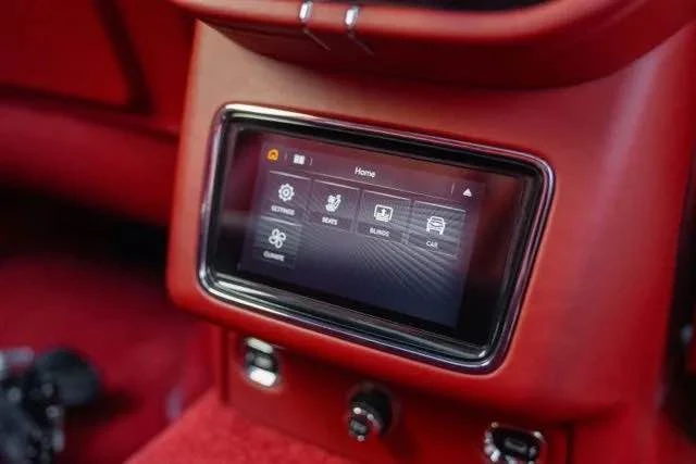 2022 Bentley Bentayga - Image 19 of 20
