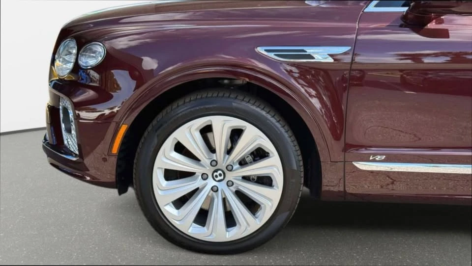 2022 Bentley Bentayga - Image 12 of 12