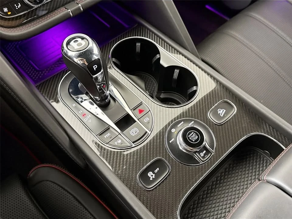 2022 Bentley Bentayga - Image 18 of 19