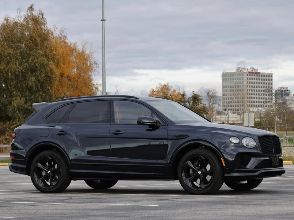 2022 Bentley Bentayga - Image 2 of 20