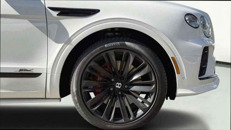 2022 Bentley Bentayga Speed - Image 14 of 18
