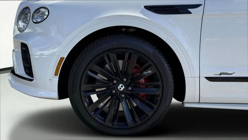 2022 Bentley Bentayga Speed - Image 16 of 18