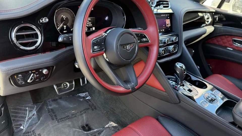 2022 Bentley Bentayga Speed - Image 3 of 18