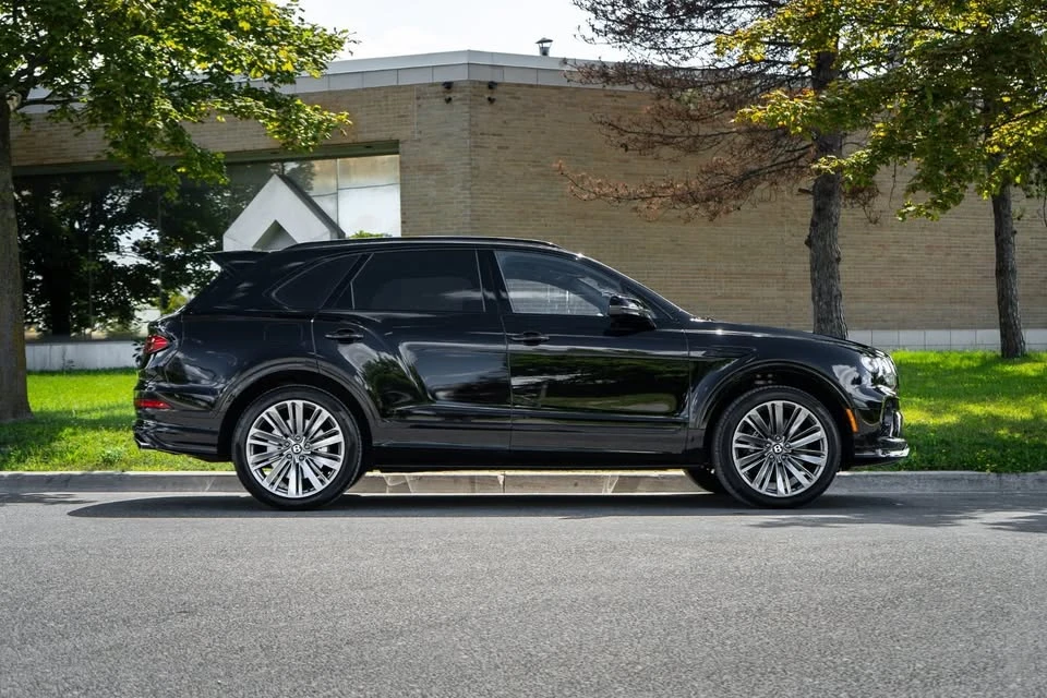 2022 Bentley Bentayga Speed - Image 2 of 16