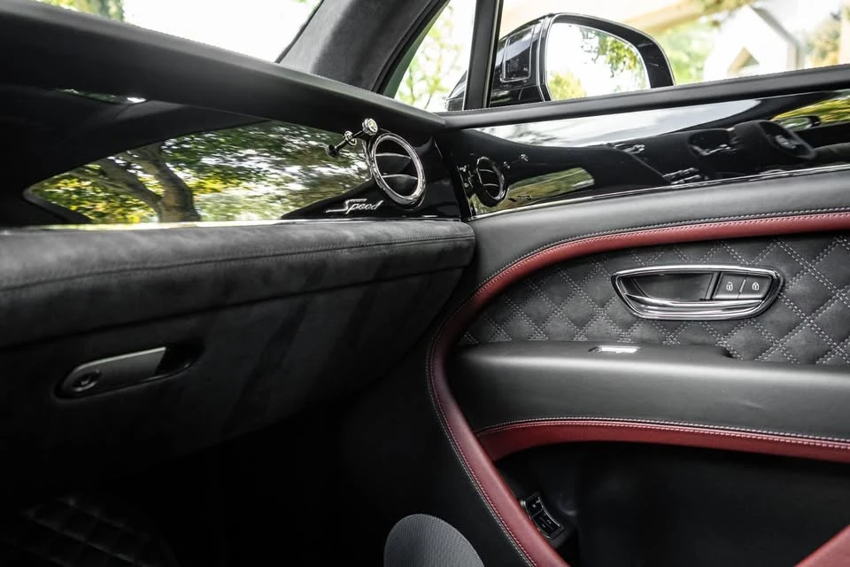 2022 Bentley Bentayga Speed - Image 12 of 16