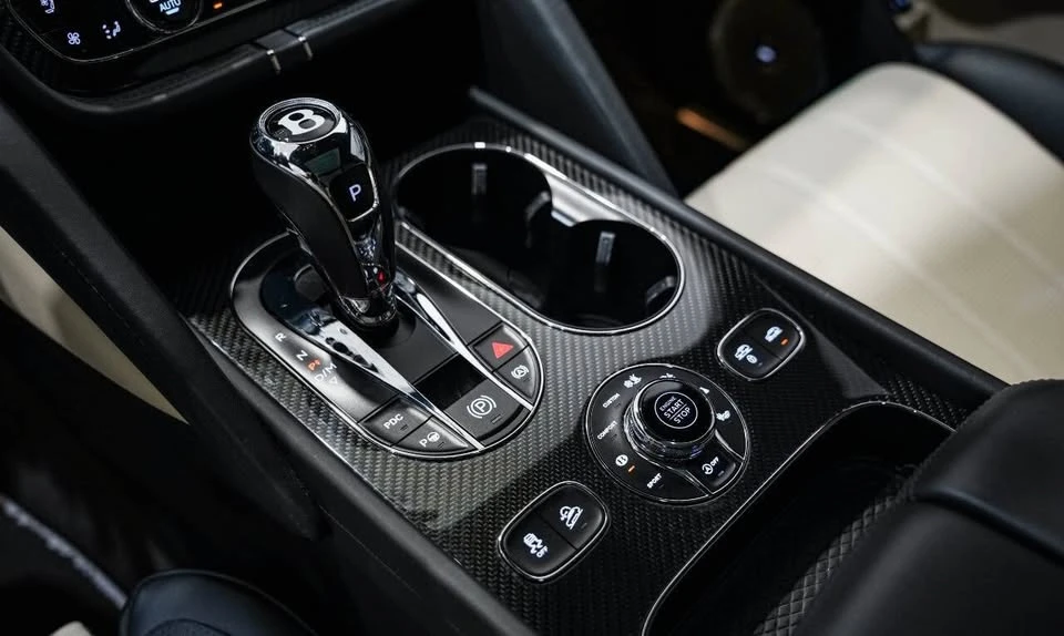 2022 Bentley Bentayga Speed - Image 16 of 19