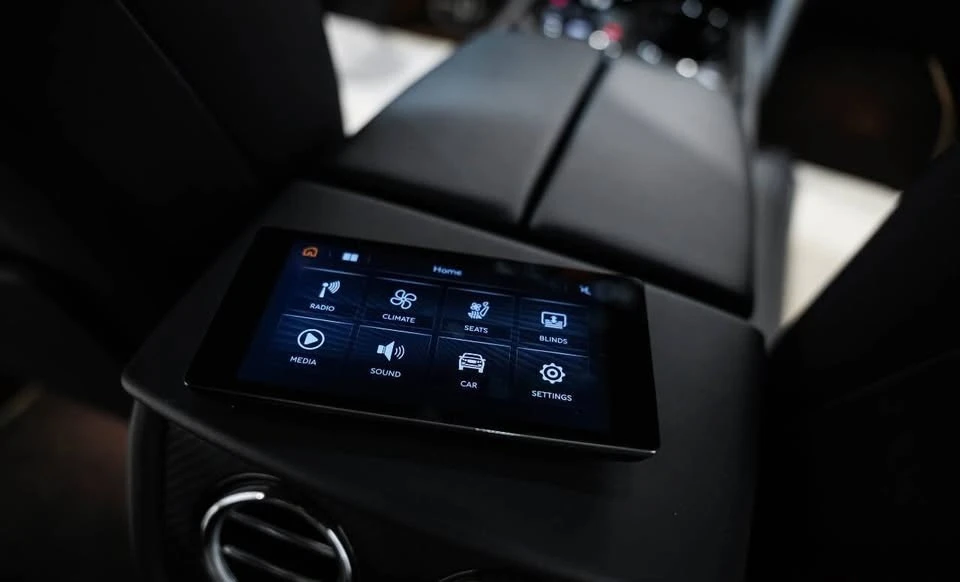 2022 Bentley Bentayga Speed - Image 14 of 19
