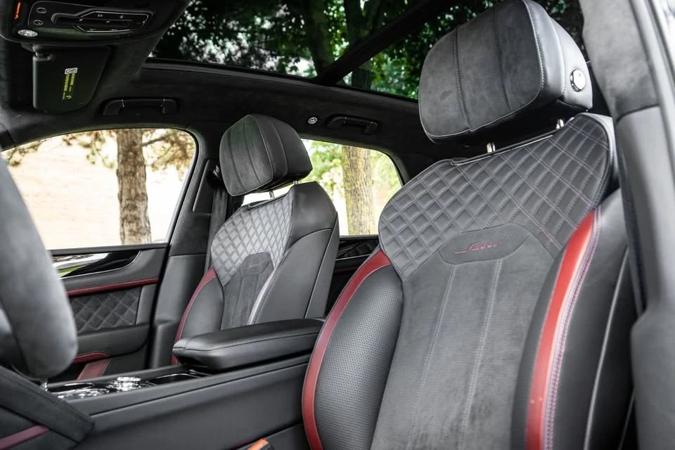 2022 Bentley Bentayga Speed - Image 8 of 12