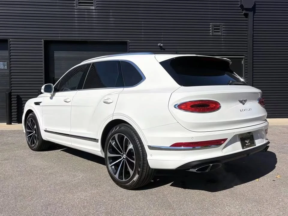 2022 Bentley Bentayga - Image 4 of 14