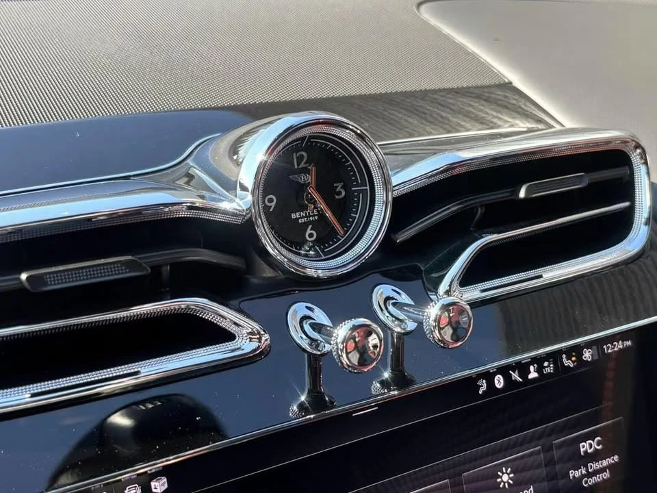 2022 Bentley Bentayga - Image 12 of 14
