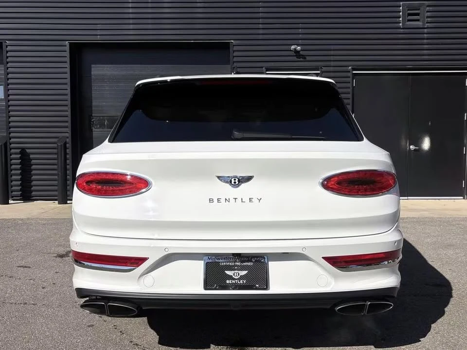 2022 Bentley Bentayga - Image 5 of 14