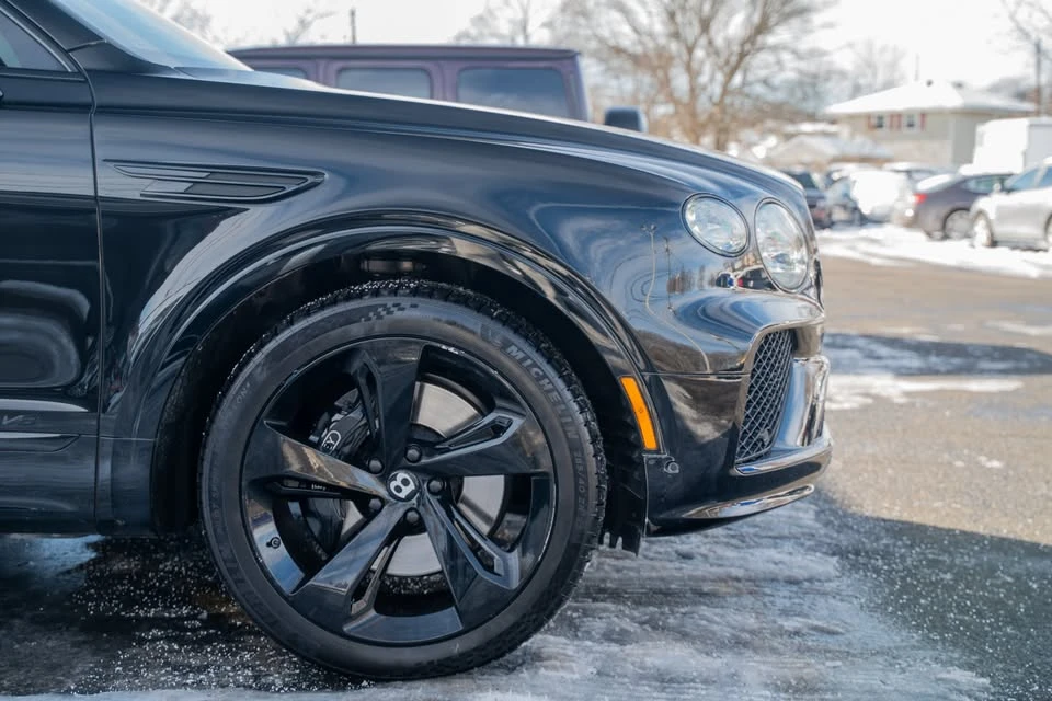 2022 Bentley Bentayga - Image 7 of 20