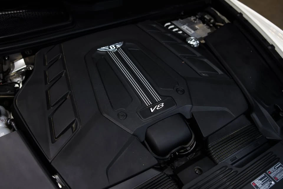 2022 Bentley Bentayga - Image 19 of 20