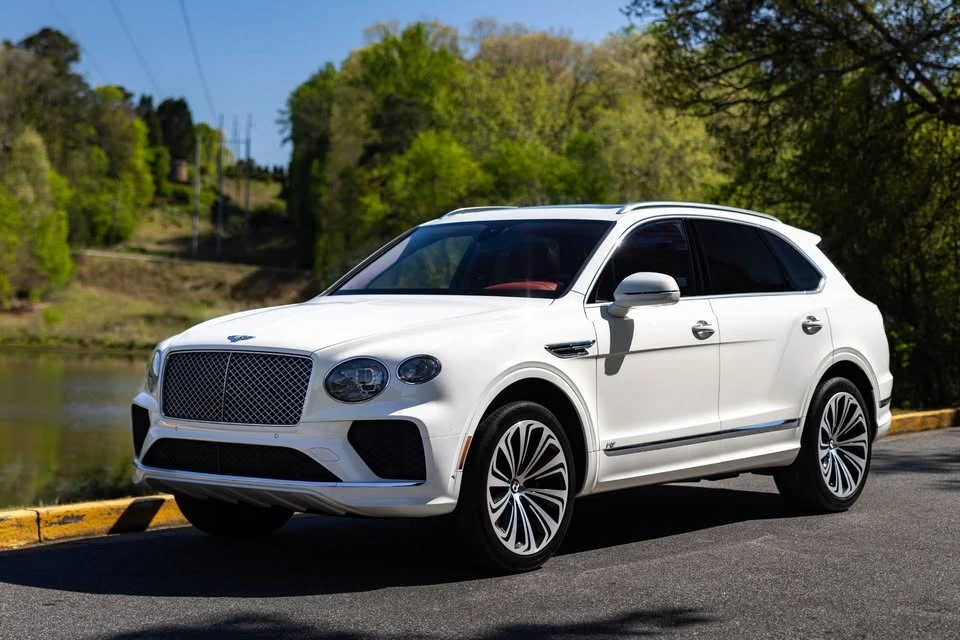 2022 Bentley Bentayga - Image 3 of 20