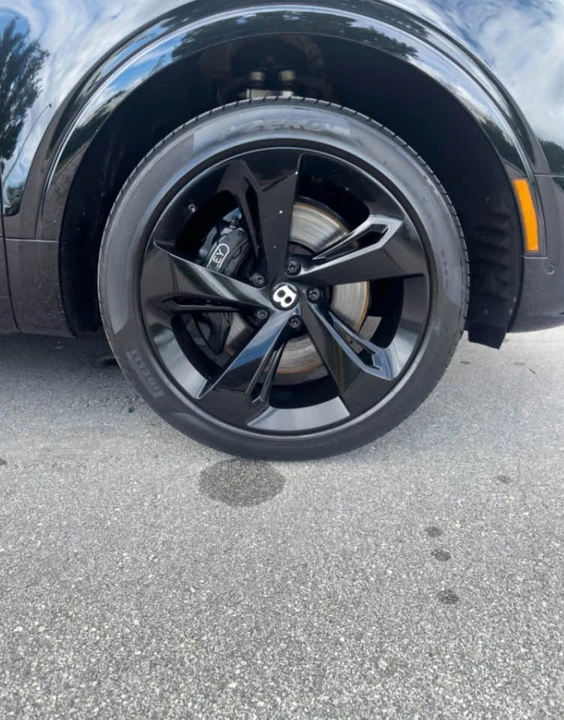 2022 Bentley Bentayga - Image 3 of 12