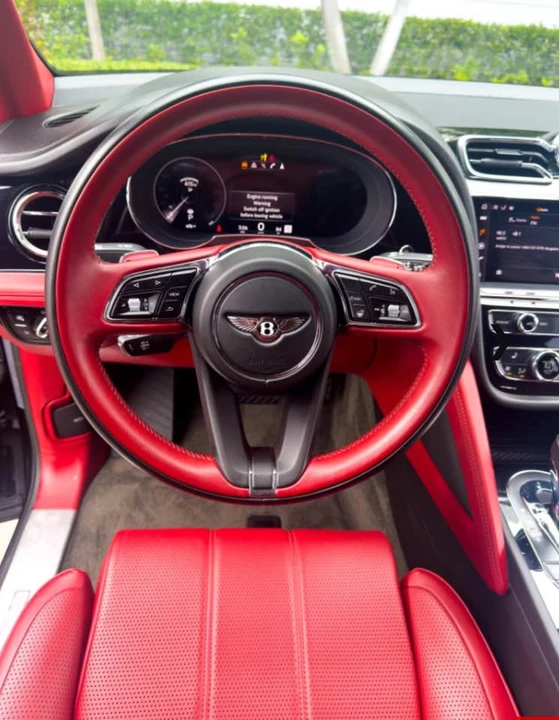 2022 Bentley Bentayga - Image 12 of 12