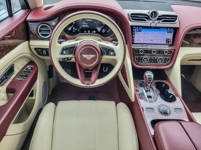 2022 Bentley Bentayga - Image 13 of 20