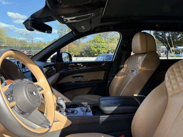 2022 Bentley Bentayga - Image 12 of 12