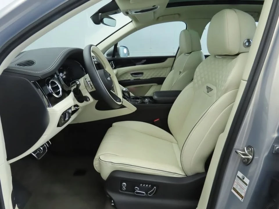 2022 Bentley Bentayga - Image 19 of 19