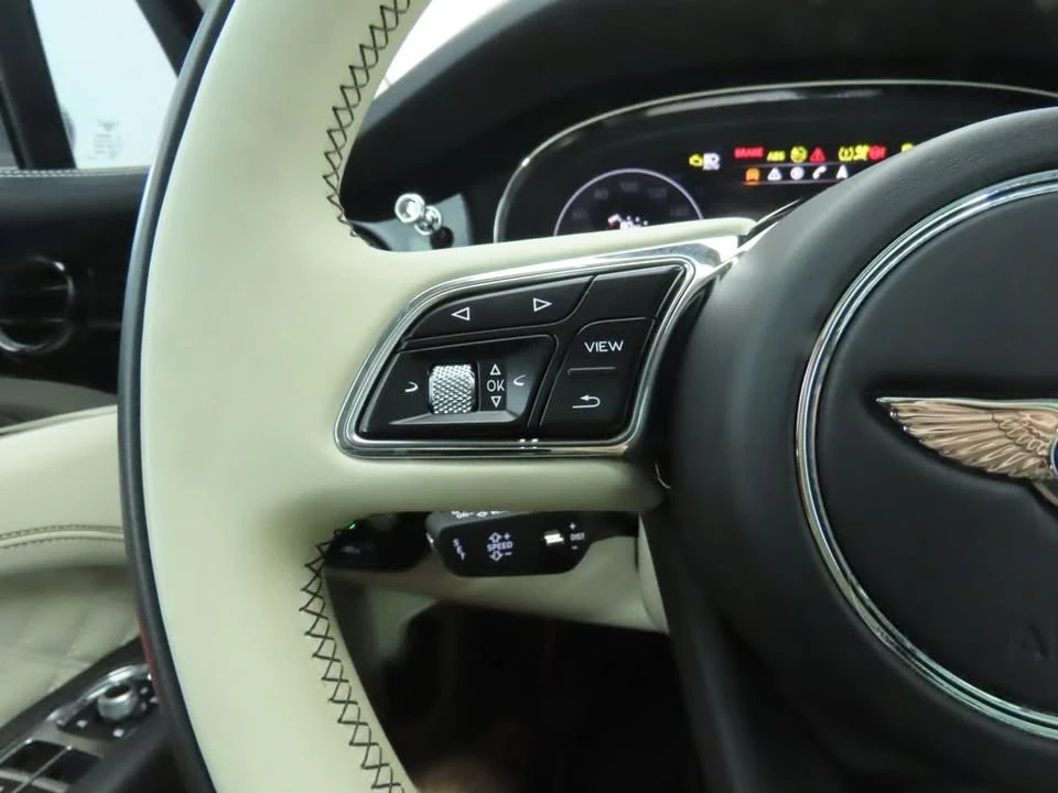 2022 Bentley Bentayga - Image 8 of 15
