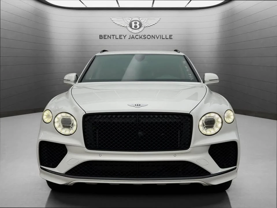 2022 Bentley Bentayga - Image 9 of 20