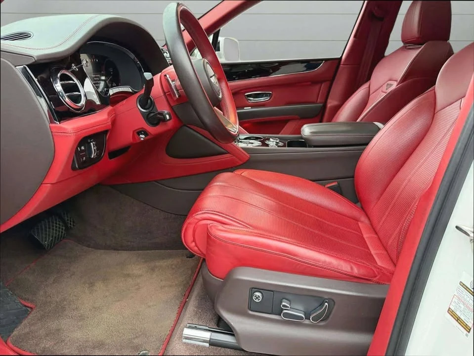 2022 Bentley Bentayga - Image 20 of 20