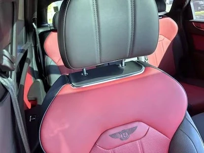 2022 Bentley Bentayga - Image 15 of 17