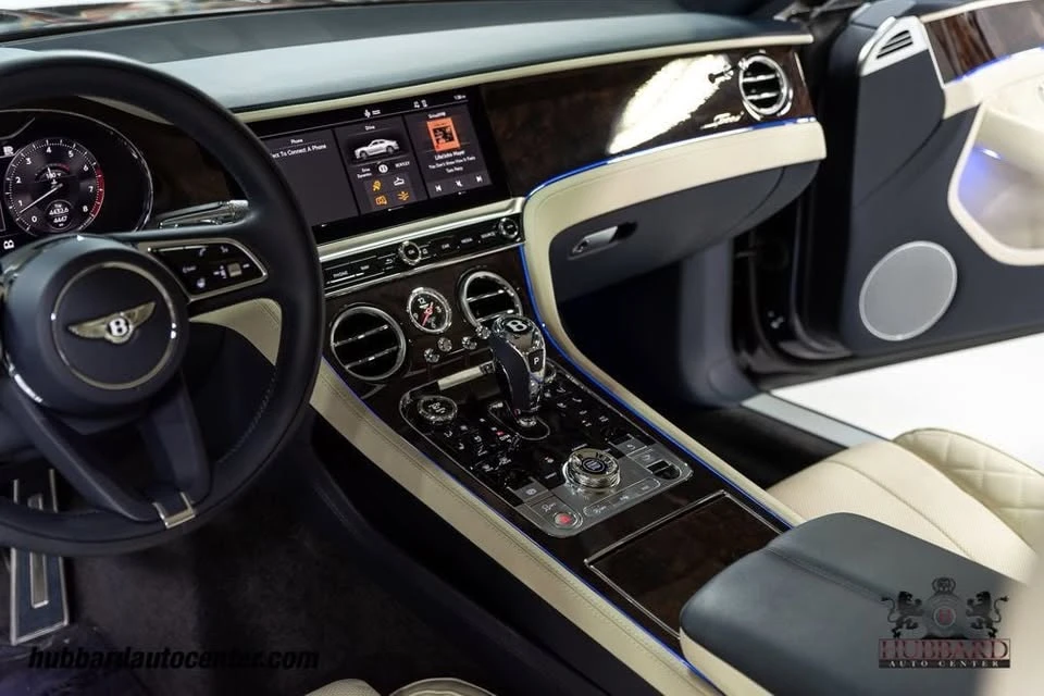 2022 Bentley Continental GT 3rd Gen - Image 18 of 19