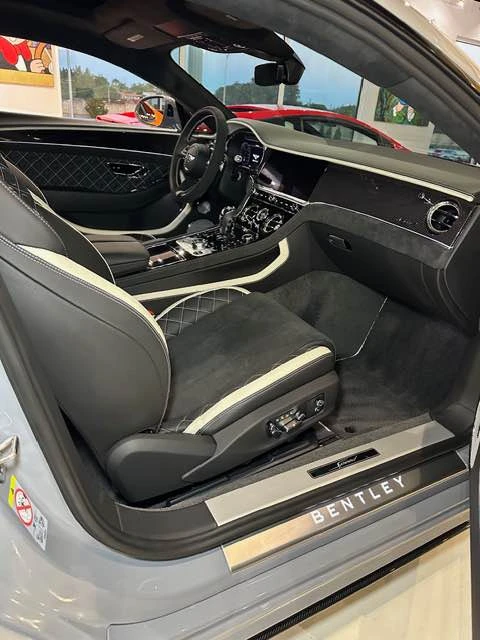2022 Bentley Continental GT Speed 3rd Gen - Image 16 of 20