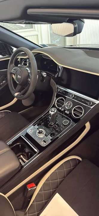 2022 Bentley Continental GTC - Image 9 of 15