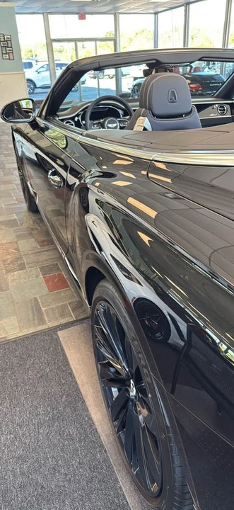 2022 Bentley Continental GTC - Image 5 of 10