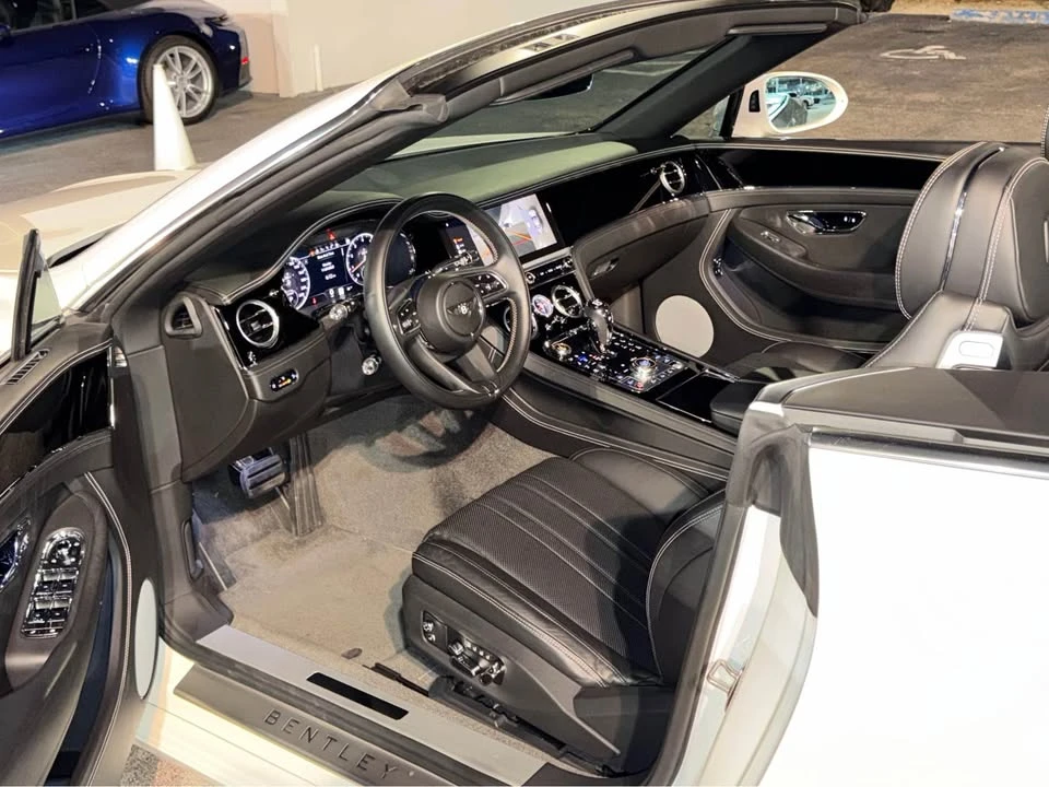 2022 Bentley Continental GTC - Image 9 of 11