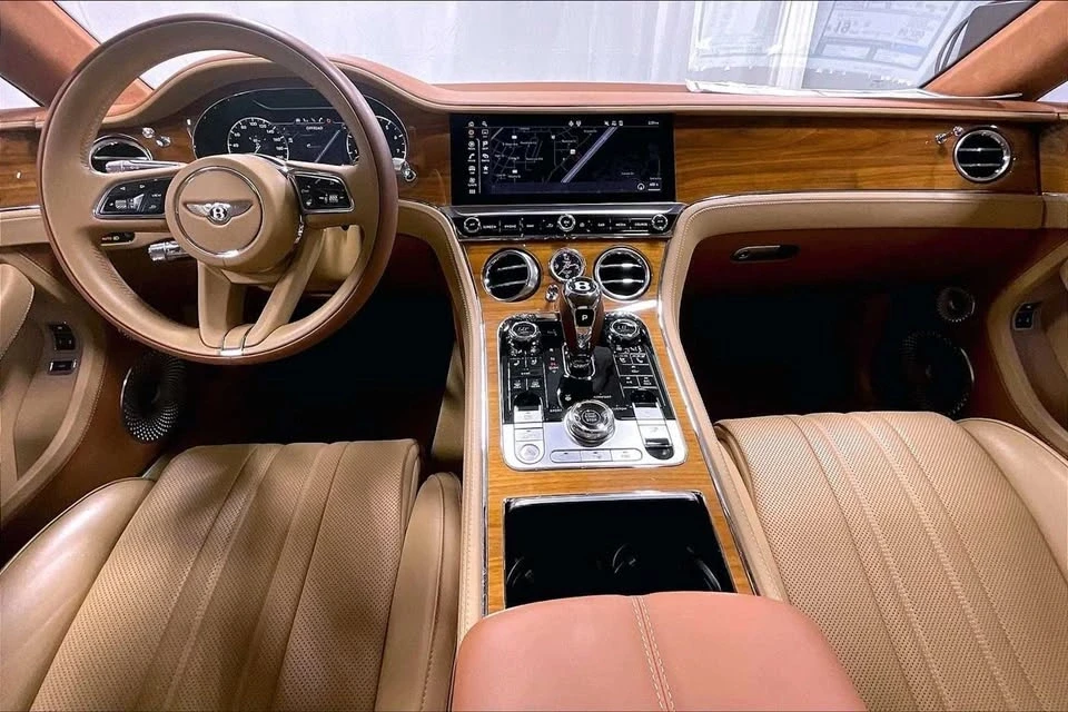 2022 Bentley Continental GT Mulliner 3rd Gen - Image 14 of 20